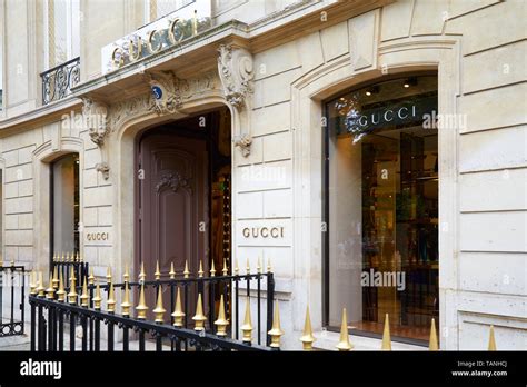 gucci paris france.